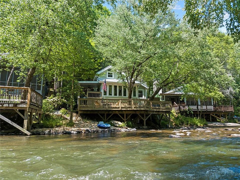 1st image of 196 Whitewater Path E