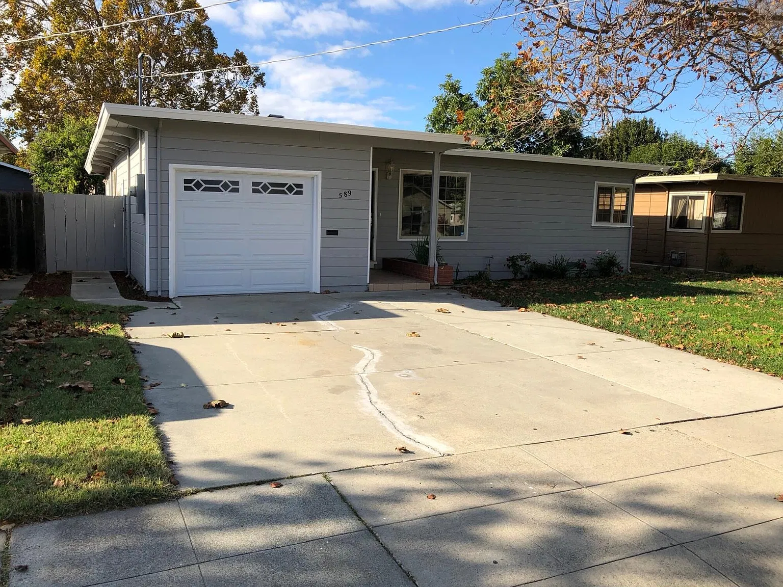 589 Borregas Ave — Photo 1