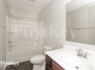227 Hidden Lakes Rd, Statesville, NC 28677