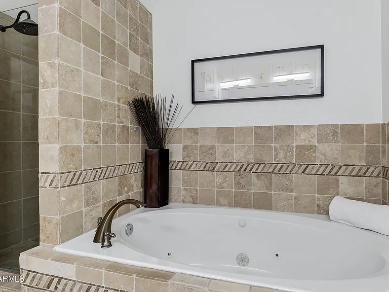 8270 N Hayden Rd #2010 — Photo 20