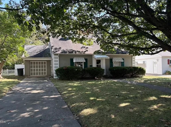 36 Elm Rdg, Mattoon, IL 61938