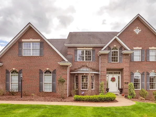 3433 Lake Ridge Dr, Murrysville, PA 15668