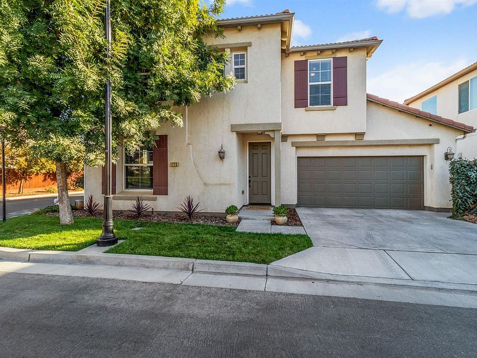 1st image of 1775 W Bella Oaks Way