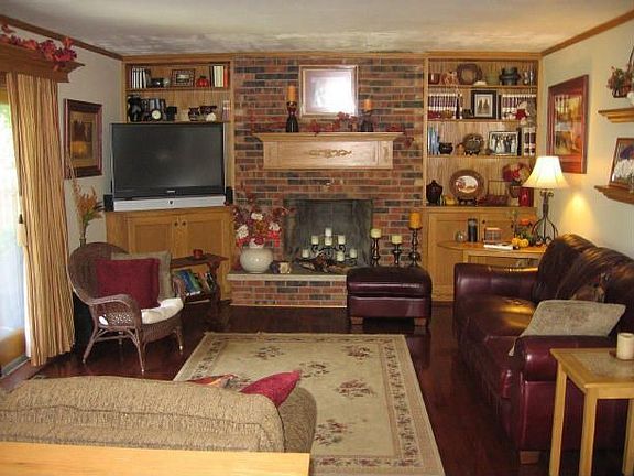 family room has fireplace