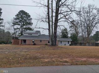 405 Parkman Dr, Manchester, GA 31816