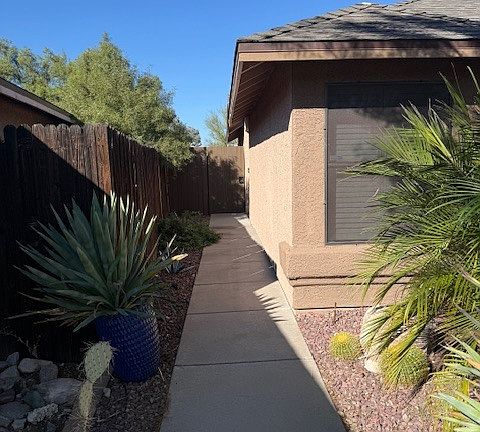 4th image of 1283 N Sandecker Ln
