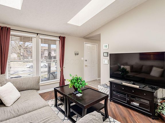 5th image of 3026 Kilcullen Dr