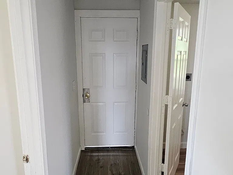 5 McFarland Ct #2 — Photo 10