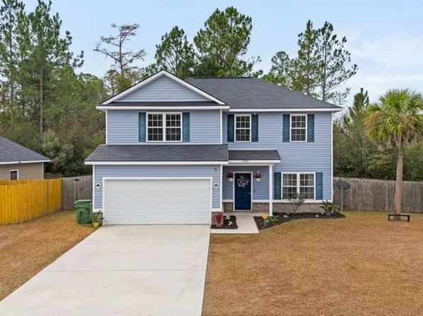 1286 Windrow Dr, Hinesville, GA 31313