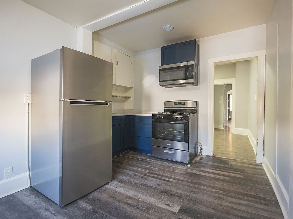 1st image of 1009 12th St NW #2