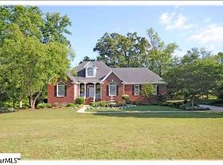124 Ridge Gln, Simpsonville, SC 29680