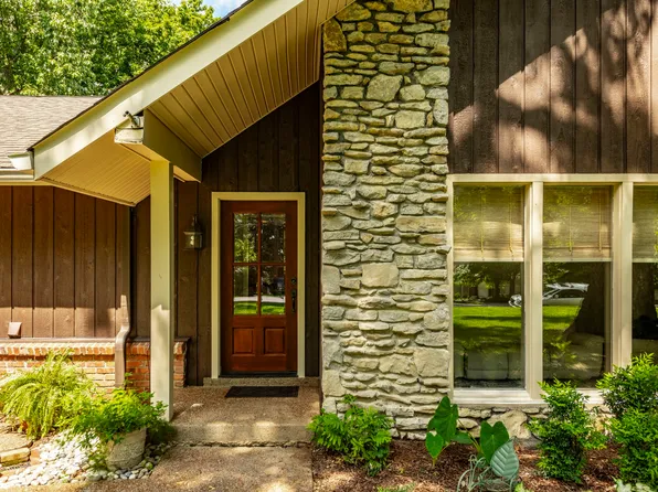 315 Raintree Dr, Hendersonville, TN 37075