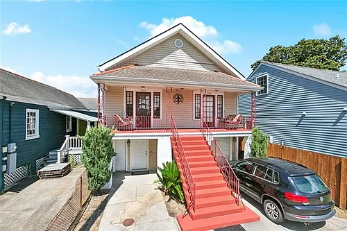 611 Pacific Ave Photo 1