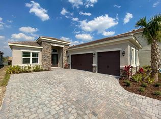 32179 Logan Elm Ter, Wesley Chapel, FL 33543