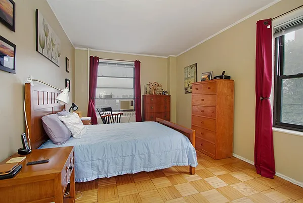 Sold by Corcoran | media 19