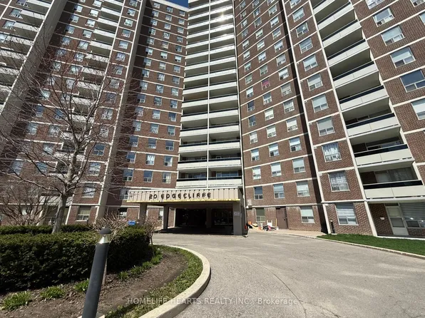 20 Edgecliff Golfway #315, Toronto, ON M3C 3A4