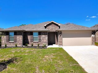 1453 Bennett Dr, Burleson, TX 76028