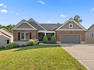 2343 Lakeshore Dr, Columbia, IL 62236