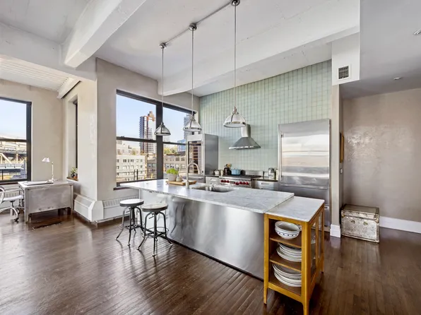 1 Main Street image 8 of 22