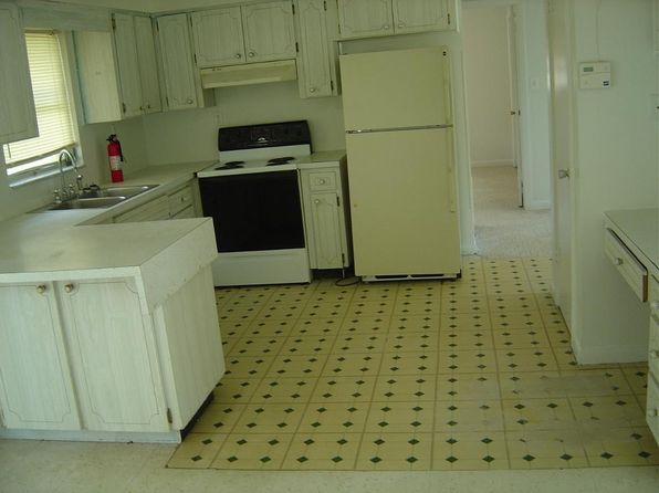 479 Lake Rd