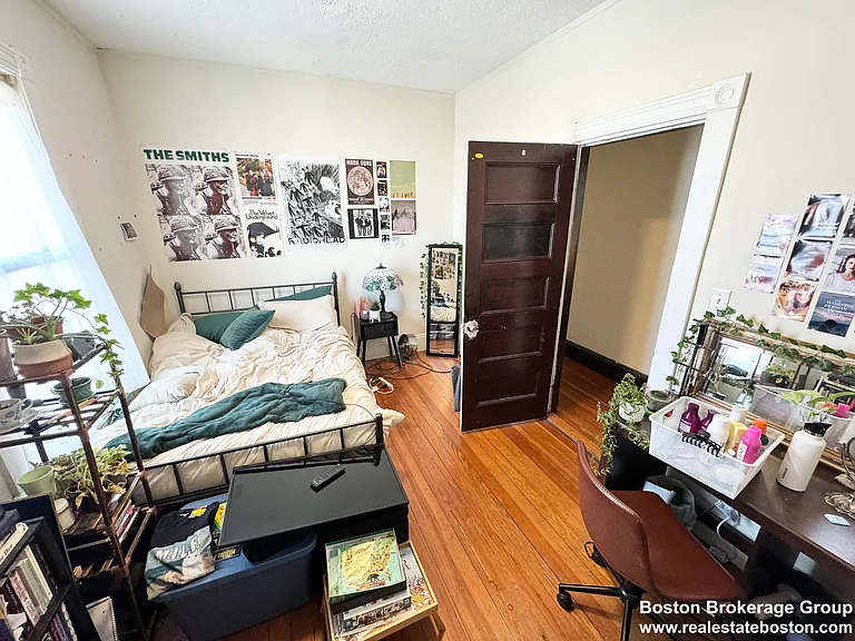 692 Columbia Rd #3 — Photo 6