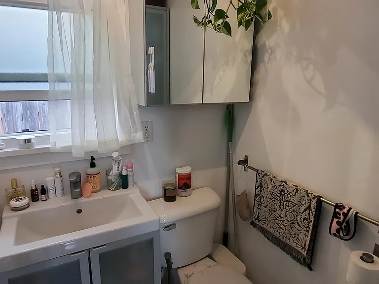 37 19th Ave #2 — Photo 7