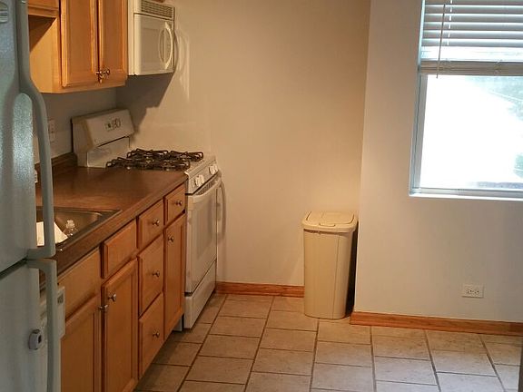 2nd image of 423 South Blvd APT 3E