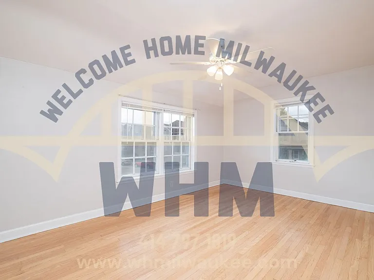 3254 S Kinnickinnic Ave — Photo 5