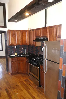 Rented by Nooklyn NYC LLC | media 17