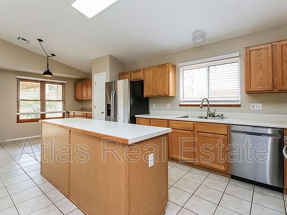 5th image of 732 W Placita Vega Vis