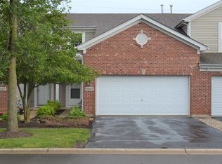 16029 Tiger Dr, Lockport, IL 60441