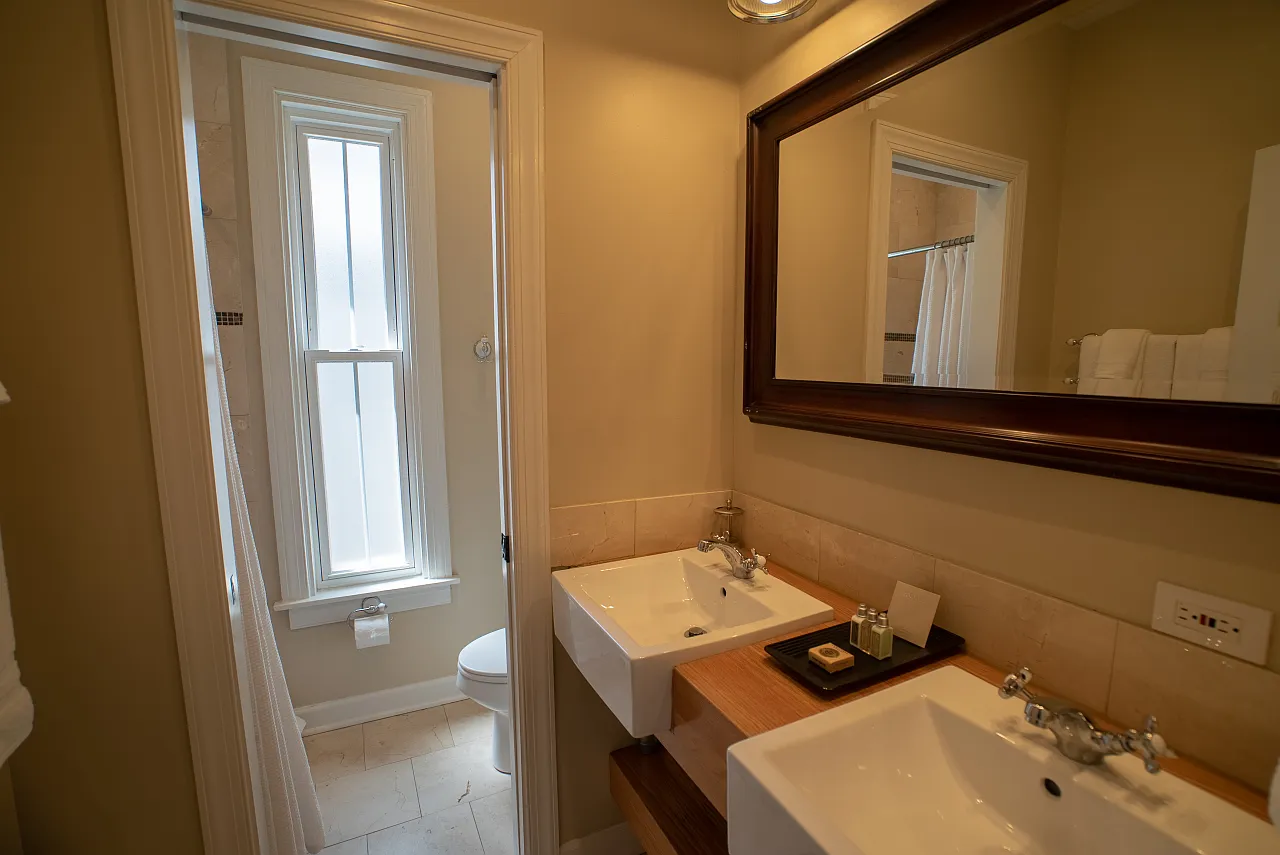 3 bed, 1550 sqft, $3,800 — Photo 3