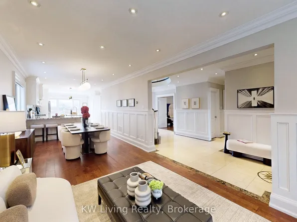 29 Mayfair Ct, Richmond Hill, ON L4B 3X7