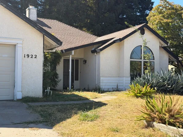 1922 Gray Ave, Yuba City, CA 95991