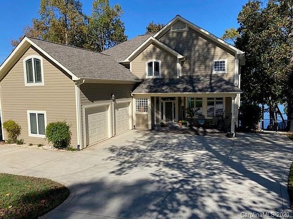 5th image of 276 Bridgewater Ln