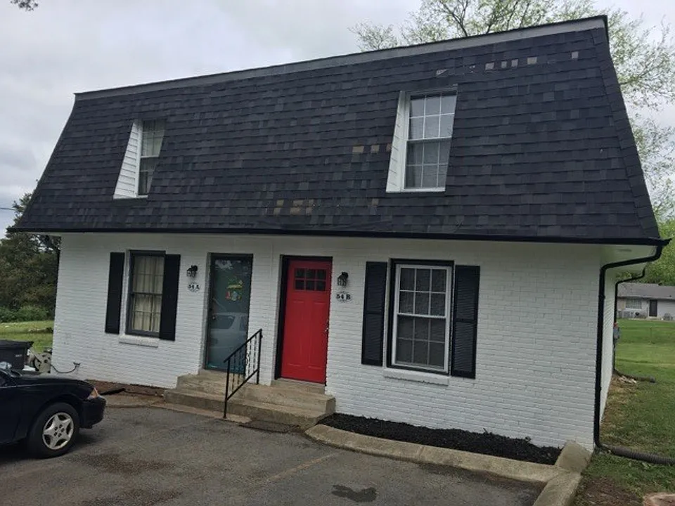 54 E Caldwell St