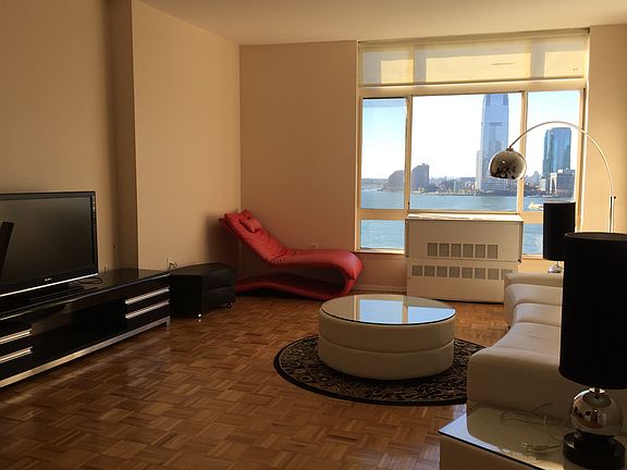 4th image of 350 Albany St APT 11A