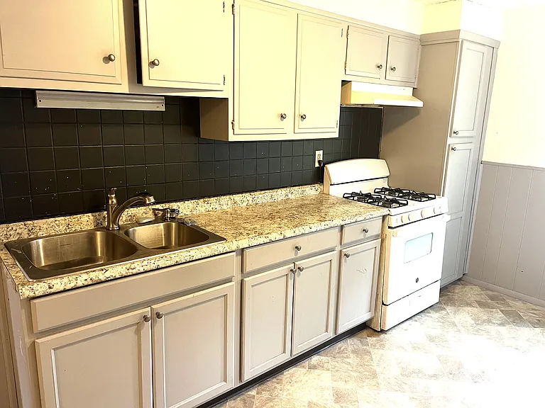 409 Ross St #1 — Photo 4
