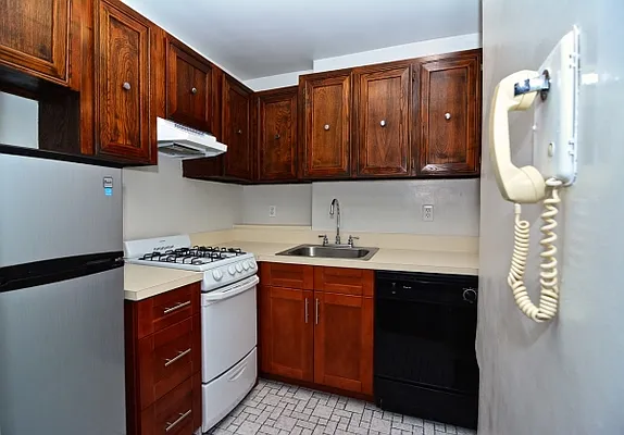 Rented by Citi Habitats | media 4