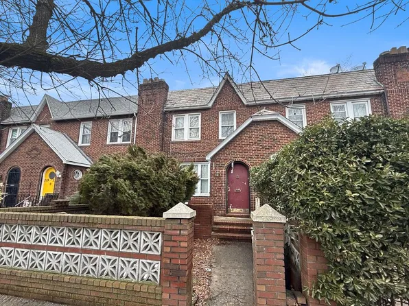 21933 Edgewood Ave, Springfield Gardens, NY 11413