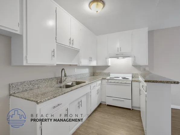 1010-1020, 1028 Orange Ave.