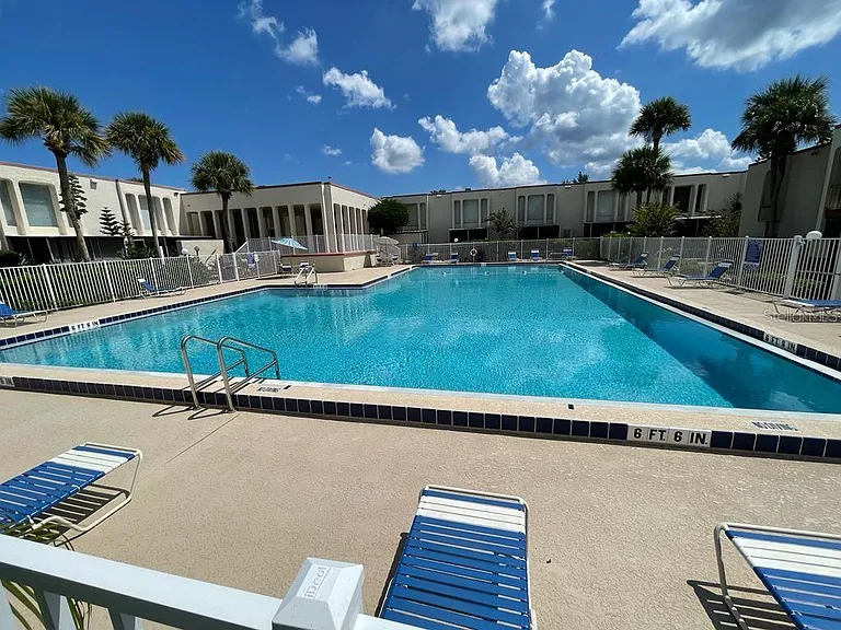 524 Orange Dr #11 — Photo 23
