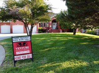 2471 Wind Ridge Ct, Liberal, KS 67901