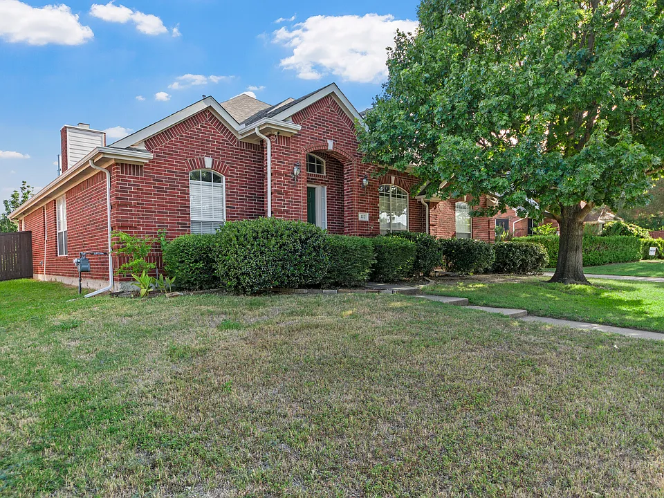 112 Sweetgum Dr