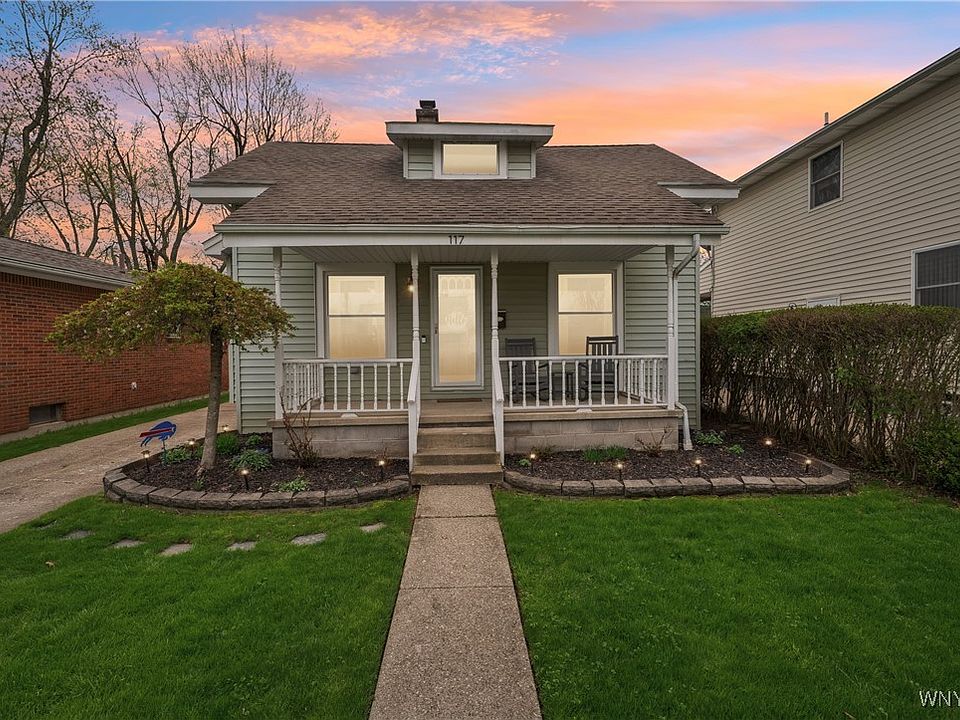 1st image of 117 Moulton Ave