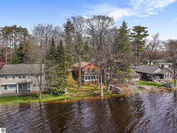 2nd image of 2301 E Lake Mitchell Dr