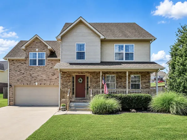 844 E Accipiter Cir, Clarksville, TN 37043