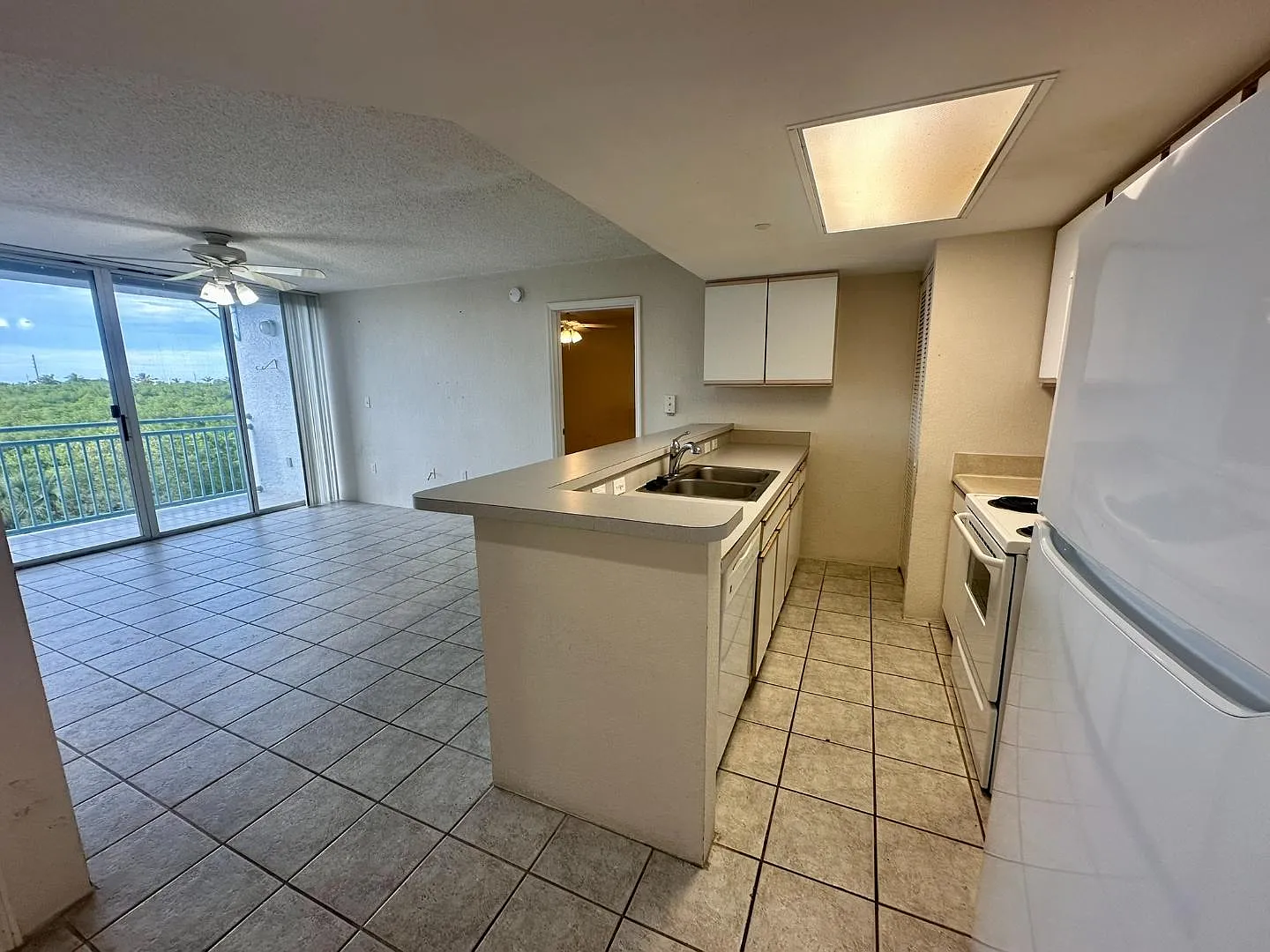 3675 Seaside Drive - #337 - SaltPonds 2 Bedroom Condo — Photo 4