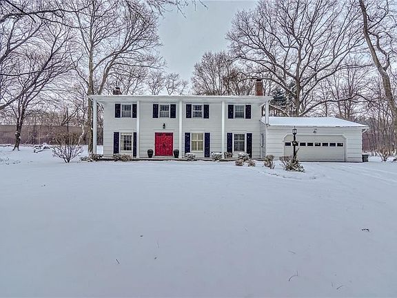 2nd image of 6 Torwood Cir