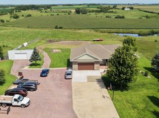 48438 265th St, Valley Springs, SD 57068